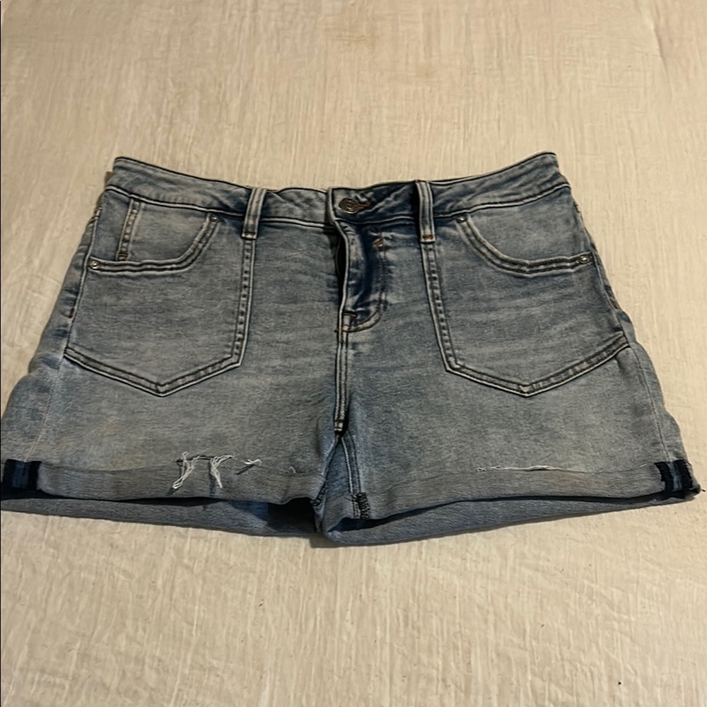 Vigoss Blue Jean Shorts with Distressed Look
